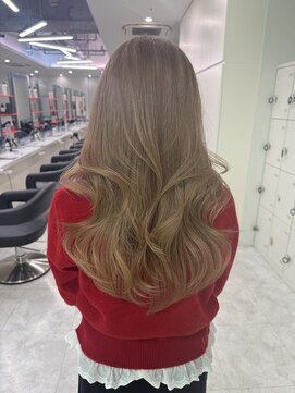 ディスコ 銀座(DISCO) 明るすぎないハニーベージュ