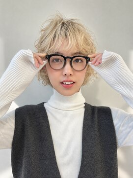 ガレリア サローネ(GALLARIA Salone by ORIGIN'S) ハイトーンブロンドショートボブ
