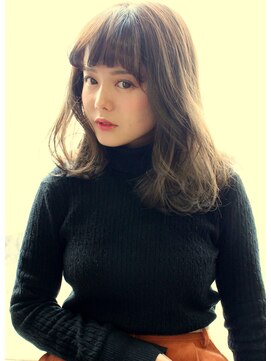 アンビエンテ(ambiente) ワンレン　大人かわいい　暗めグレージュ　イルミナカラー