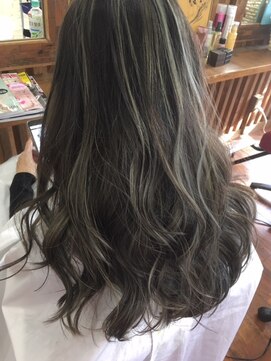 アロハナ(ALOHANA) ダークグレーハイライト