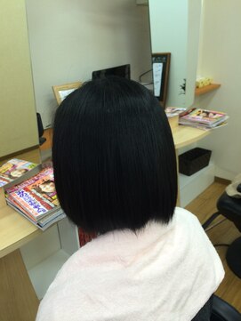 プラスヘアー まとまりのよいボブスタイル♪