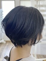 ロルド シェリ(Rold Cheri)&nbsp;柔らかさのあるショートボブ