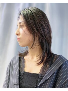 メイカ(MEIKA) ミディアムウルフ