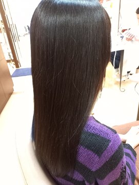 シャンプーボーイ 黒髪ロング