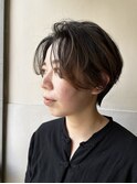 大人可愛い20代30代40代センターパートショートボブ丸みショート