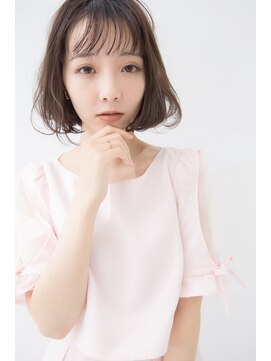 ヘアーズ ベリー 石山店(hairs BERRY) BERRY/ぱっつん前髪/カジュアル/シルキーベージュ/美髪