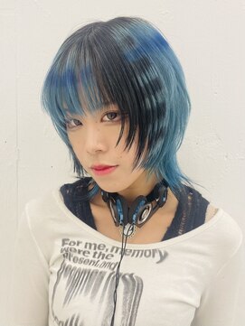 クク(QUQU) ブルー ウルフ デザインカラー ボーダー ミディアム