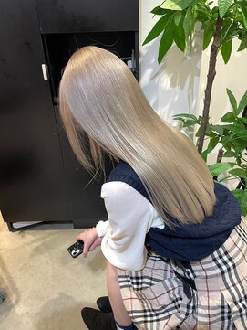 ロイス 渋谷(ROIS) ボブルフ/ネビージュ/小顔/ワンレン/スモーキーアッシュ[渋谷駅]