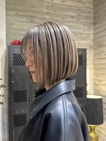 ヲタク(wotaku.)&nbsp;ハイライトカラーアンブレラカラーデザインカラーボブブリーチ