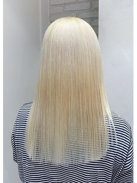 コル(CoL) ブリーチのみで作る抜きっぱなしブロンド