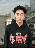金髪スパイキーショート