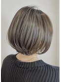 デザインカラーレイヤーカットウェットヘアオリーブベージュ白髪