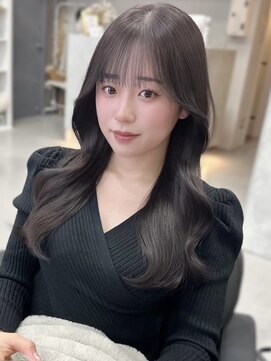 ジィルム(XELM) 韓国レイヤーカット/ブリーチ/レイヤーカット/ハッシュカット