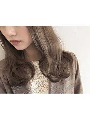 〈HOTPEPPER Beauty HairCollection 2024 スタイル350〉選出!上品さ×トレンド感をMIXさせた大人っぽヘア♪