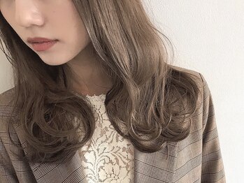 ヴェイン(VEIN)の写真/〈HOTPEPPER Beauty HairCollection 2024 スタイル350〉選出!上品さ×トレンド感をMIXさせた大人っぽヘア♪