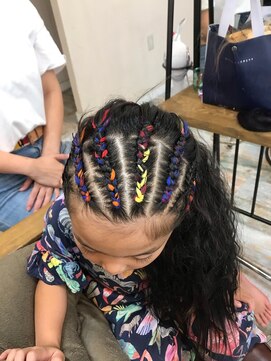 リノカヒリ(Lino kahili) コーンロウ