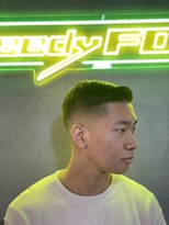 グリーディーフォックス 代々木(Greedy FOX)&nbsp;かき上げヘア/サイドパート/韓国マッシュ/フェードカット/代々木