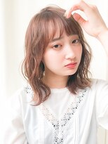 ルティア(Lutia)&nbsp;ピンクベージュカラー　波ウェーブ