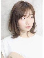 ブリス(VLISS)&nbsp;ベージュくびれミディ＿くびれヘアツートンカラー