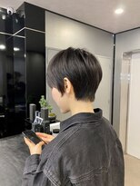 ハルキ ミナト ジャパン オオサカ(HARUKI MINATO japan OSAKA)&nbsp;40代50代小顔似合わせカットくびレイヤーエモージュ大人可愛い