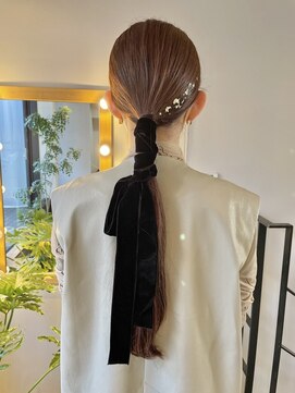 ヘアーアイスカルテット(HAIR ICI QUARTET) お呼ばれアレンジ♪20代30代40代大人可愛いタイトポニー