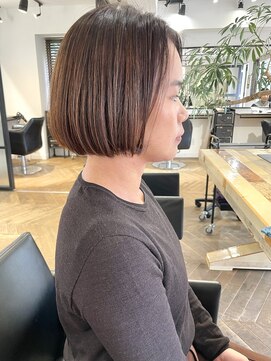 ファイブシーン アオヤマ(5SCENE AOYAMA) 切りっぱなしボブミニボブパーマくびれボブ外ハネボブブリーチ