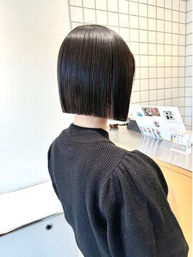 ホロ(hollo) 切りっぱなしボブ_タッセルボブ_ミニボブ_韓国ボブ