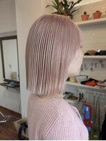 オンフリーク(on Fleek)&nbsp;ホワイトピンク