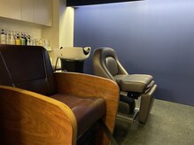 ヘアーネイル パーク(hair×nail Park)の雰囲気（フラットになるシャンプー台で、極上のヘッドスパをご提供します）