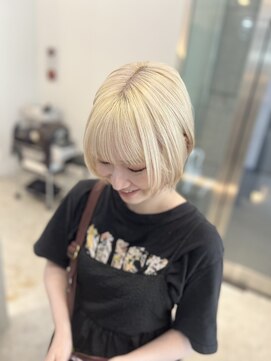 ジーナエス 札幌(Zina S) blond bob