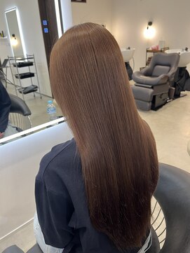 クオン 伊勢崎(QUON.) ブラウンカラー/艶髪