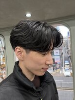 ニコ トウキョウ ロジック(nico TOKYO Logic)&nbsp;刈り上げセンターパートテーパーフェードカットニュアンスパーマ