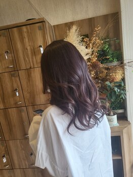 リエート リノ 南光台(Lieto Lino)の写真/初めてでもホッとする頼れる女性staff多数★緊張せずゆったりと過ごせる雰囲気がリピーターに人気の秘密◎