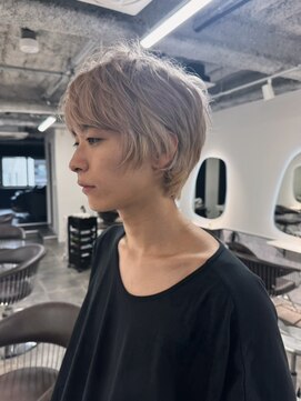 アフィナー 新宿(Afinar) ブリーチハイライト髪質改善ダブルカラーレイヤーカット/新宿