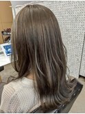 透明感グレージュの艶ロングレイヤー武蔵小杉