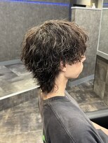 ulu. Men's Hair Salon ウルフパーマ/波巻きパーマ/サーフカール/シャドウパーマ