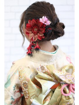 ヘアメイク アヴァロン 橋本店(HAIR MAKE Avalon) 【Avalon橋本】大人可愛いゆるフワスタイル［橋本/橋本駅］