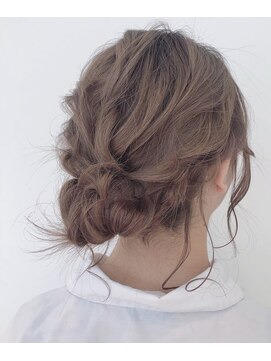 ルームバイシー 新宿(Loom. by Sea) 夏のヘアアレンジ☆ルーズアレンジ【杉野ちひろ】