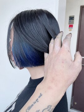 サロンドミルク 溝の口店(salon de MiLK) ＊ワンブリーチだけで頑張って作るインナーブルー！