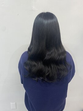 プレシャスバイプロデュース(precious by Produce) 艶々ブルーブラック[町田/町田駅前店/町田店/学割U24/縮毛矯正]