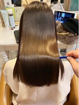 ロンド 表参道店(Lond) 髪質改善で艶美髪!【髪質改善/前髪カット/韓国風/縮毛矯正】