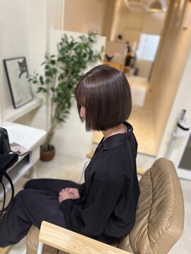 カリーナ(CARINA) ハイトーンカラー/ハイトーングレージュ