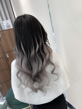 レヴェリー(REVERIE) #エクステ#プルエクステ#グラデーション#グレージュ