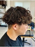 波巻きスパイラルパーマメンズマッシュパーマツイストパーマ