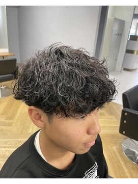 アレス バイ シカ 神戸三宮元町店(ALLES by Cica) 神戸/三ノ宮/元町メンズサロン波巻きツイスパミックスパーマ