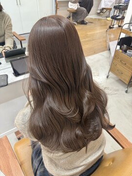 シルク バイ ルカ(SilQ by Luca) 肌馴染みの良いsheer brown