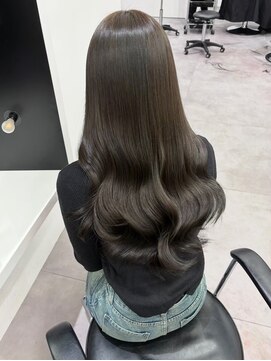 イオエ 西梅田(ioe) ブリーチなしカラー／髪質改善/ミルクティーベージュ/小顔へア