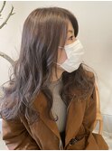 ラベンダーアッシュで優しい雰囲気に。