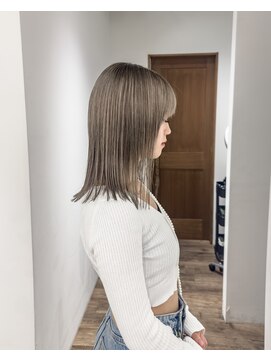 ゴウトゥデイ 横須賀店(GO TODAY) グレーブラウン / 切りっぱなしロブ