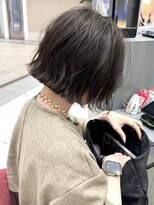 ティディ(Tidi) ウェーブボブ/波巻きボブ/レイヤーボブ/グレージュ/豊中庄内